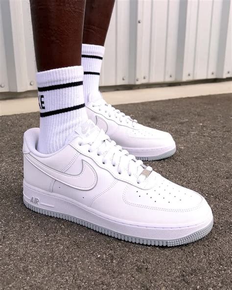 nike air force bobbeltjes|air force 1 07 shoes.